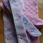 水筒肩ひもカバー／リバーシブル【シェル／チェック】ピンク 
