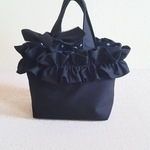 M☆帆布フリルバッグ👜躍動感溢れるフリル＊丈夫で可愛いデイリーbag！ブラック  