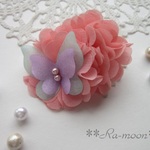 **Butterfly**ヘアクリップ（ピンク）