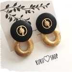 🌟goldフープ×アンティークボタン⁎⋆*﻿