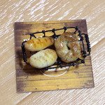 パンかごブローチ3