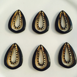 German vintage ブラックドロップアクリルビーズ 6個