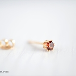 14kgfガーネット(6本爪/3mm・1個) 天然石ピアス 送料無料