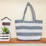 ♡送料込み♡キラキラボーダー 肩掛けカゴバッグ♡silver&white✨