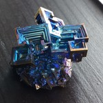 ビスマス人工結晶  青の結晶塊【魔法鉱石店】335