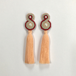 ビーズ刺繍タッセルピアス
