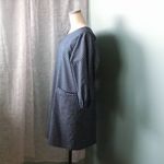紺×白ドット　後ろボタン割烹着　丈90