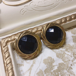 ヴィンテージ大ぶりボタンピアス