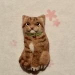 ４月１４日まで☆定形外郵便は送料無料☆トラ猫ちゃんブローチ
