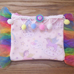 Rainbow　frill　ポーチ　（ユニコーン/white）