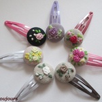 2本セット！薔薇刺繍:＊ヘアピン＊くるみボタン＊キッズ＊お子様