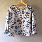 ダブルガーゼのブラウス 花と鳥 グレー