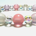優しいピンクキャッツアイクリスタルブレスレットかアンクレット☆