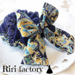 アバンギャルド🎀リボン付きシュシュ❤(ペイズリー系×ネイビー)