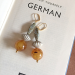 ドイツビーズピアス　 べっ甲イエロー