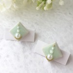 ピアス•イヤリング／パステルカラーとパール （グリーン）