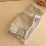 再販*8重ガーゼ大判ハンカチ*北欧紫陽花とleaf
