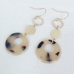 べっ甲のフープピアス