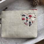 Hello  london 刺繍ポーチ