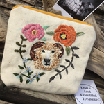 SHEEPとフラワー柄 手刺繍のポーチ