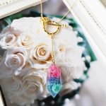 鉱石レジン：霞草を閉じ込めたクリスタル