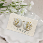 刺繍&ビーズのバイカラーピアス