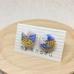 刺繍とビーズの6角イヤリング