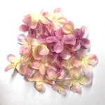 30枚  小さめアジサイの花びら パーツ  春色カラー♡