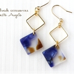 +angelo+べっ甲風ビーズとメタルスクエアのピアス(p-001)ブルー G 