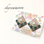 ビジューとパールのスクエアピアス♡ブルー