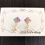 四角いカラフルシェルピアス