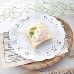 【受注制作】[羊毛フェルトのパン屋さん] 本物みたいにフワフワ　ハムと目玉焼きトースト 