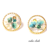 かすみ草のシェルピアス