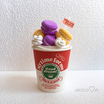 パープルとイエローのカラフルマカロンカップ