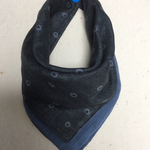 ハンカチスタイ〜ブラックデニム風ドット×スモーキーブルー〜