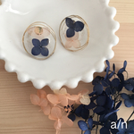 《再販2》ネイビー*サーモンピンクあじさい×ワイヤーピアス/イヤリング