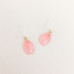 花びらのピアス 送料込み