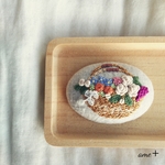 Flower basket（natural）刺繍ヘアゴム  ブローチ変更可能