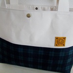 ブラックウォッチ☆たっぷりトートバッグ☆帆布＆本革タグ
