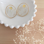 ホワイトかすみ草×ワイヤーピアス/イヤリング