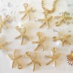 ヒトデチャーム☆中◎15個　マットゴールド　マリンパーツ　スターフィッシュ