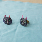 クロネコのピアス
