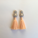 【再販】ビーズ刺繍タッセルピアス