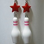 🎳ボーリングピン&スター ピアス (赤)