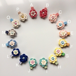 ふわふわお花のヘアクリップ  M