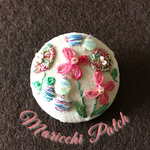 花刺繍 ブローチ