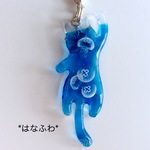*泳ぐ猫にクラゲ（先っちょ透け感）