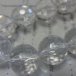 アクリルビーズ　(クリア）カット　16ｍｍ　No6
