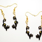 【再販】闇夜の黒猫ピアス