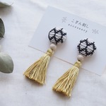 こぎん刺しタッセルピアス・イヤリング(黒あみ×ゴールド)